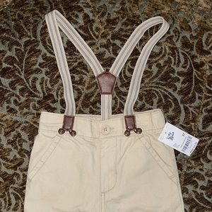 Baby b’gosh 3T khaki suspenders pants, NWT